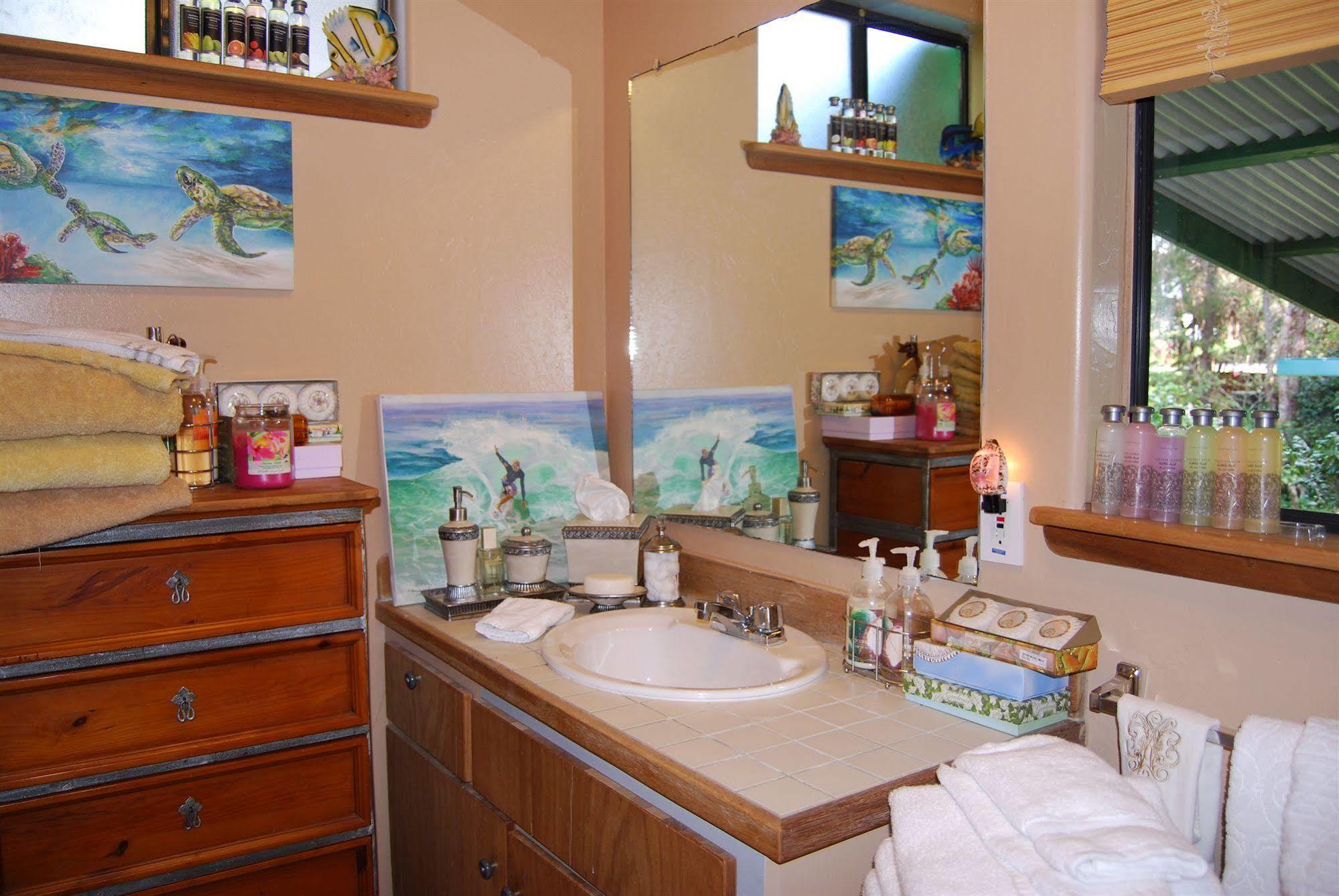 The Artist Cottage In Ohia Estates Volcano Exterior foto
